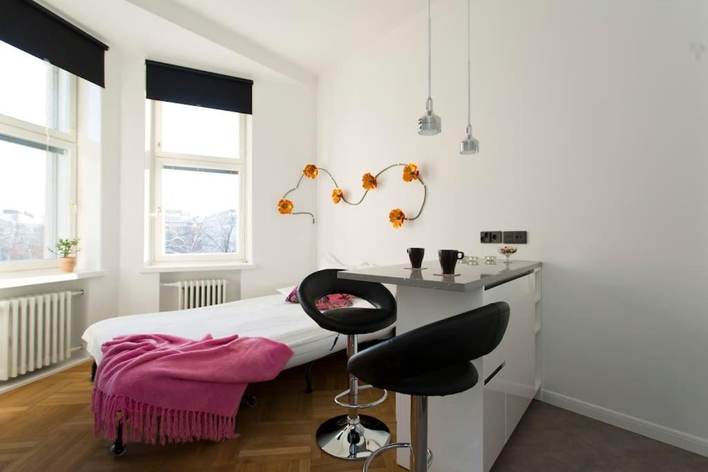 Stylish Studio In The Centre Helsingfors Exteriör bild
